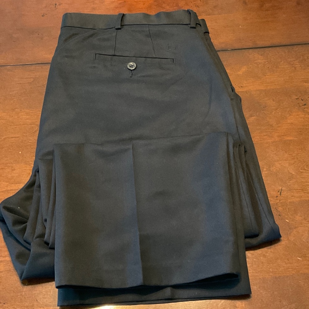 Dockers Classic Black soft twill trousers